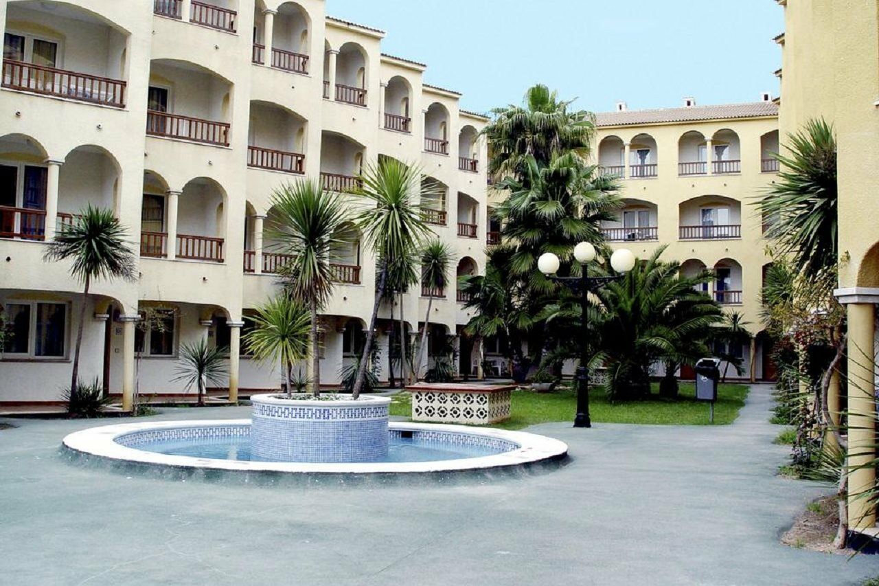 Apartamentos Turisticos Jardines Del Plaza Peniscola Luaran gambar