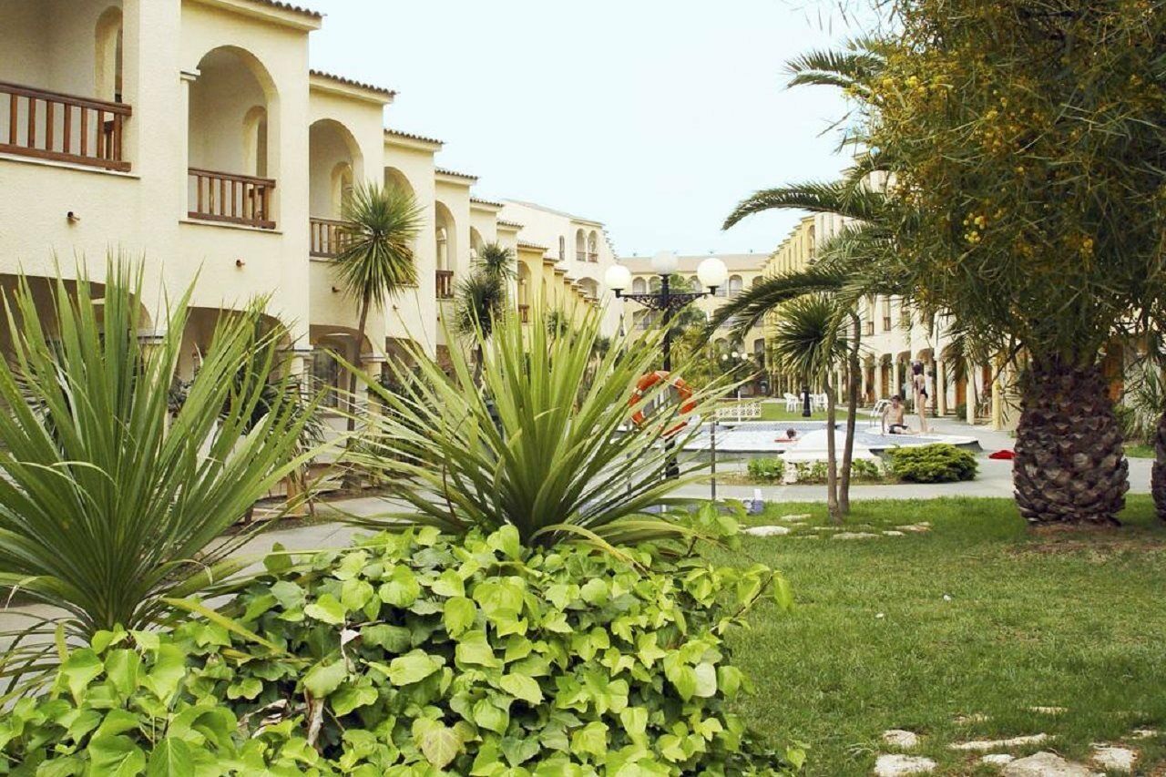 Apartamentos Turisticos Jardines Del Plaza Peniscola Luaran gambar